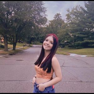 Meet your Posher, Haley